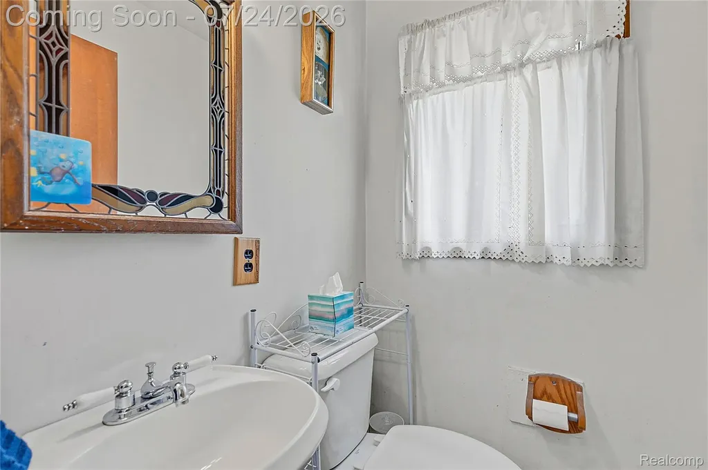 5108 Shelbyshire Drive Shelby Charter Township MI 48316