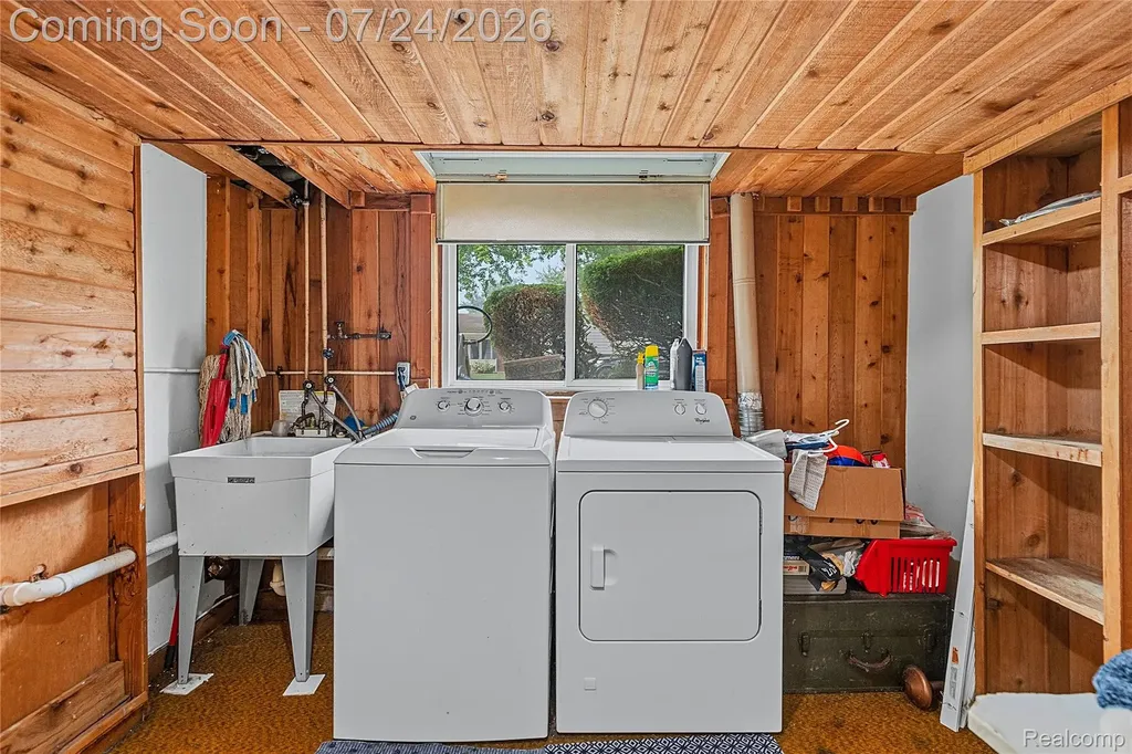 5108 Shelbyshire Drive Shelby Charter Township MI 48316