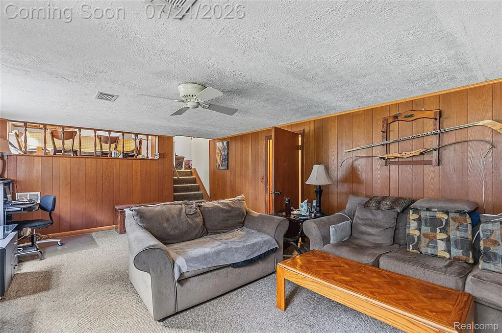 5108 Shelbyshire Drive Shelby Charter Township MI 48316
