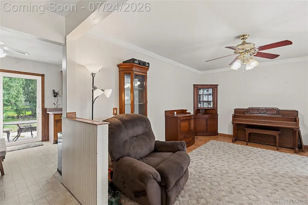 5108 Shelbyshire Drive Shelby Charter Township MI 48316