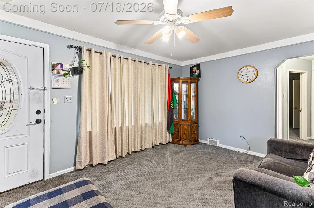 31535 Rush Street Garden City City MI 48135