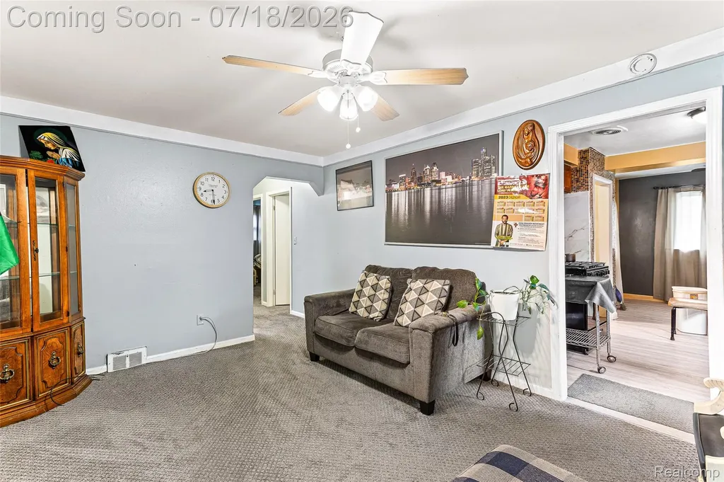 31535 Rush Street Garden City City MI 48135