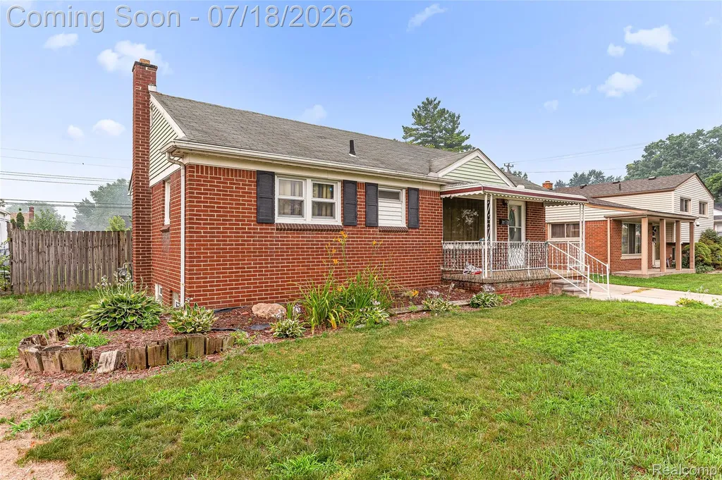 31535 Rush Street Garden City City MI 48135