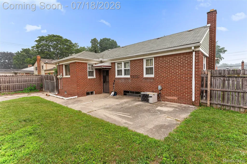 31535 Rush Street Garden City City MI 48135
