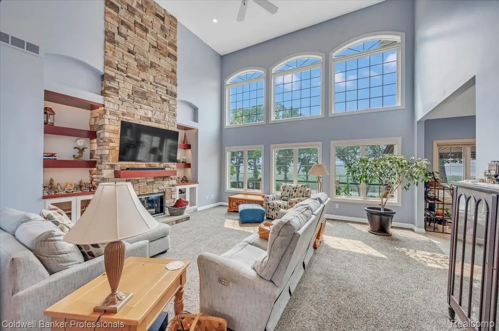 718 Shrewsbury Drive Orion Charter Township MI 48348