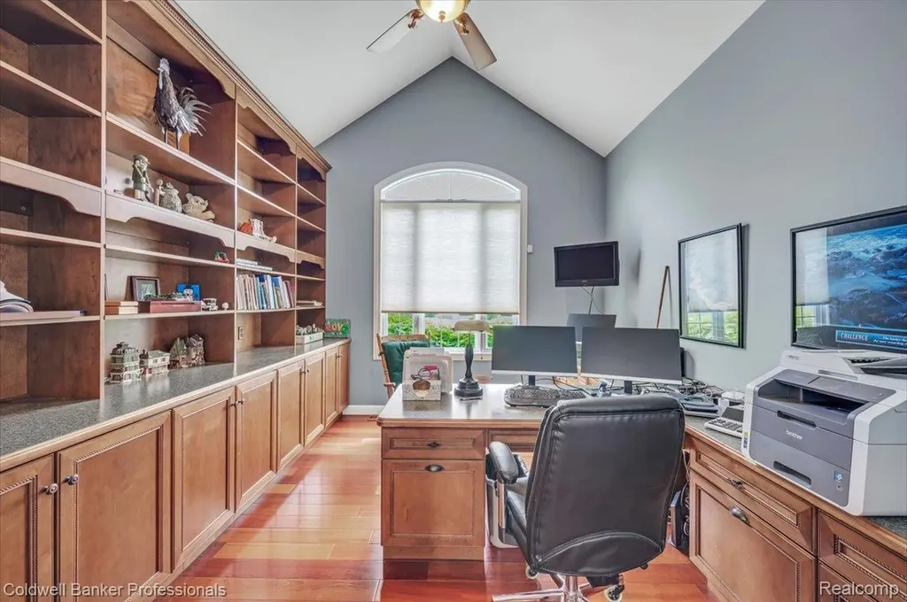 718 Shrewsbury Drive Orion Charter Township MI 48348