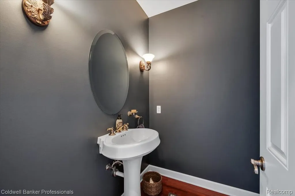 718 Shrewsbury Drive Orion Charter Township MI 48348