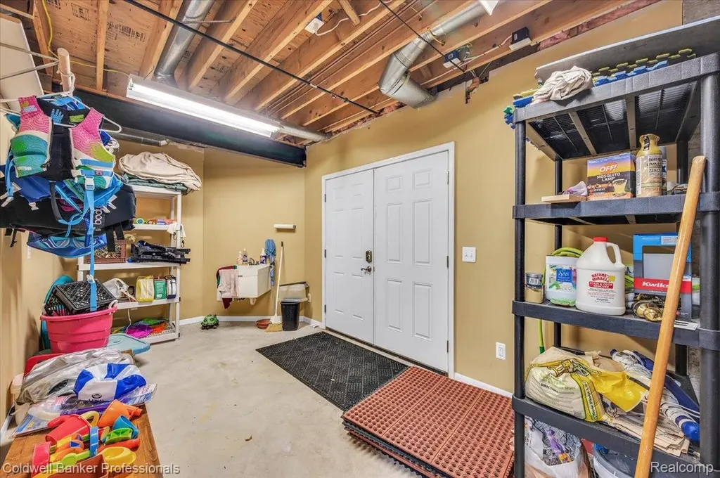 718 Shrewsbury Drive Orion Charter Township MI 48348