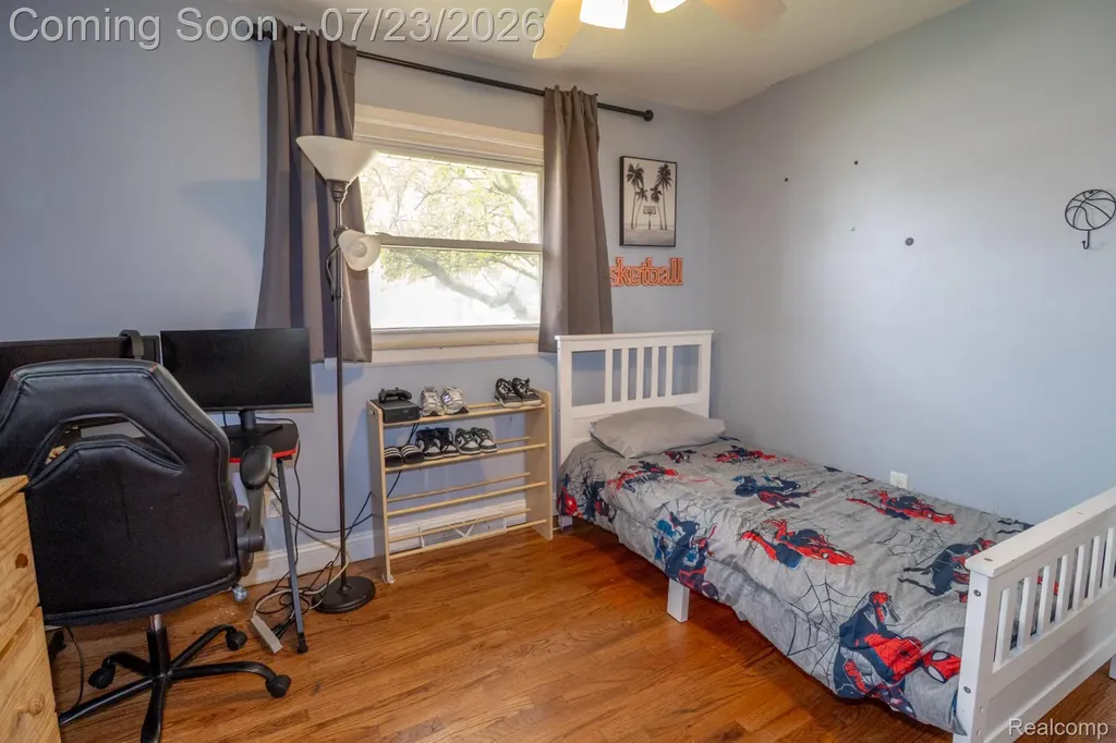 34011 Majestic Street Westland City MI 48185