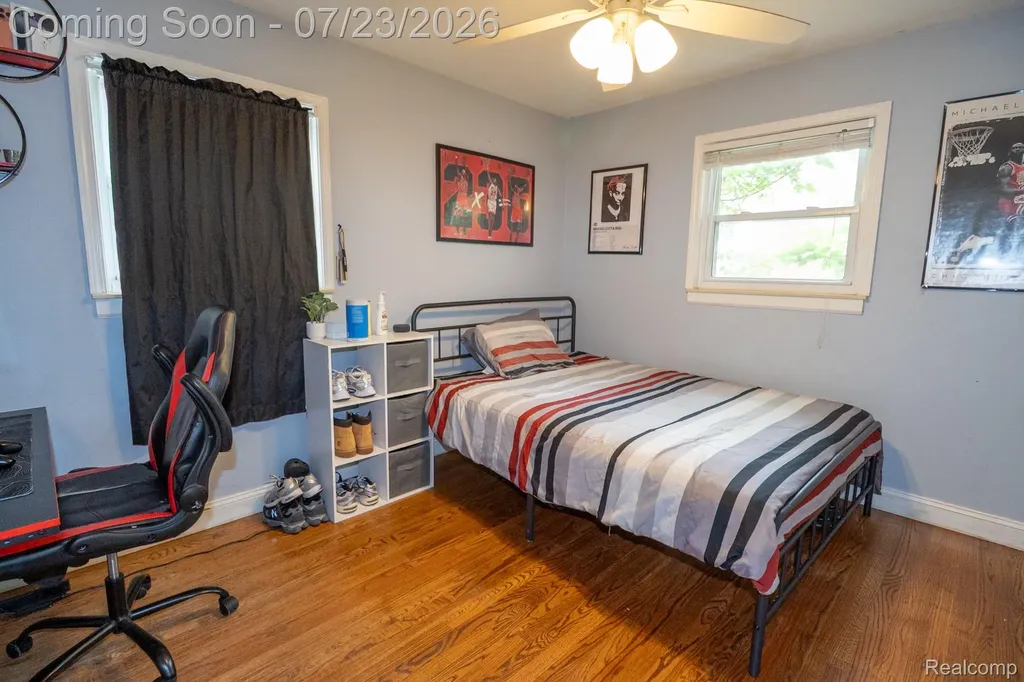 34011 Majestic Street Westland City MI 48185