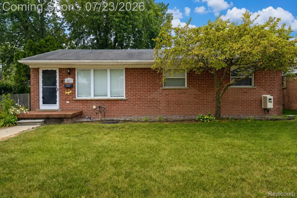 34011 Majestic Street Westland City MI 48185