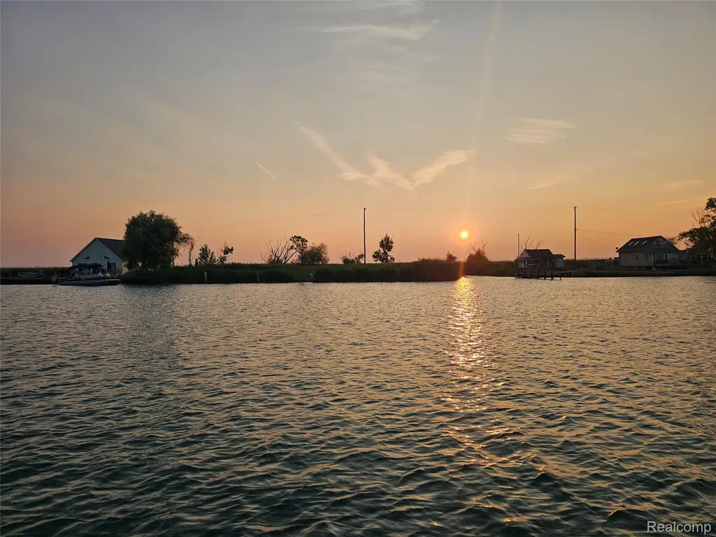 8350 Sni Bora Clay Township MI 48001