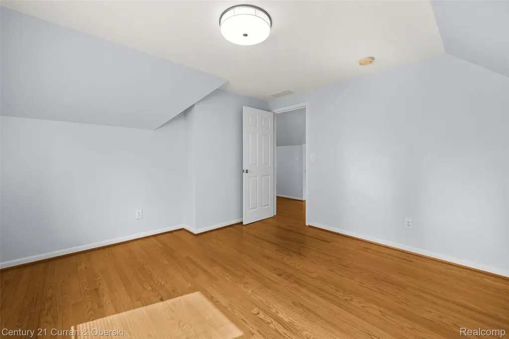 23035 Marlboro Street Dearborn City MI 48128