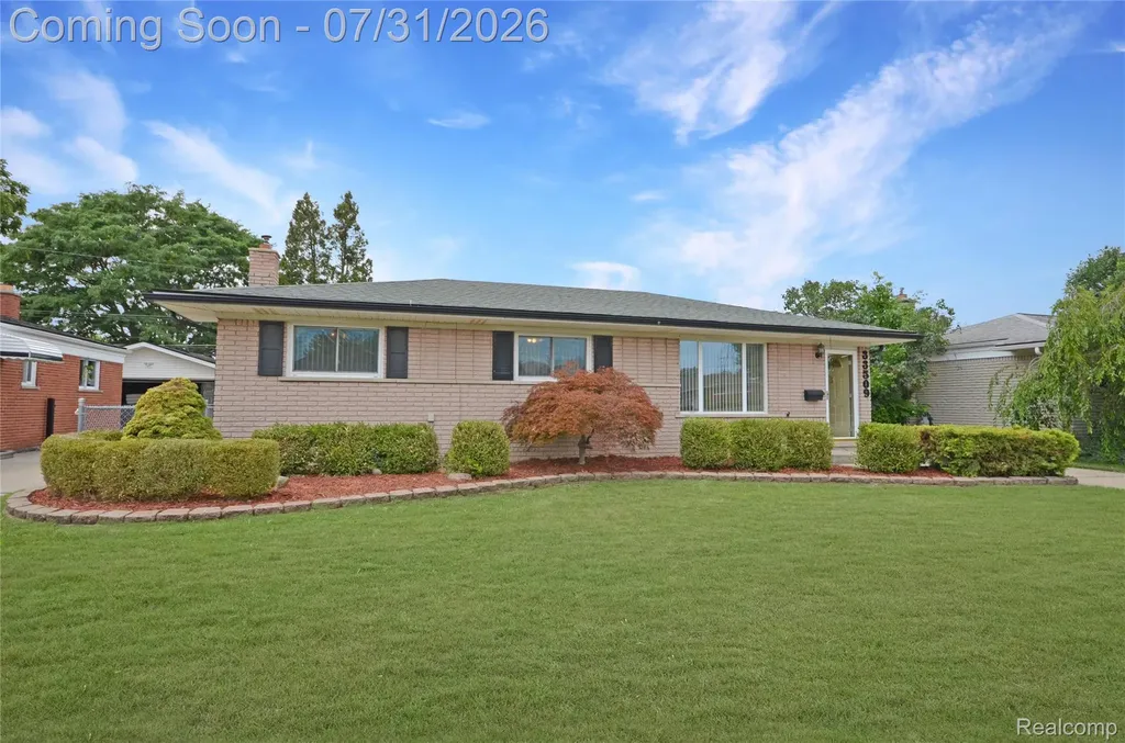 33509 Stonewood Drive Sterling Heights City MI 48312