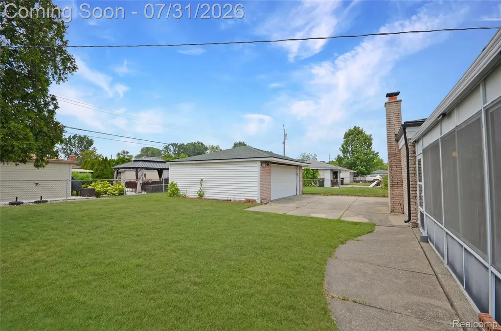33509 Stonewood Drive Sterling Heights City MI 48312