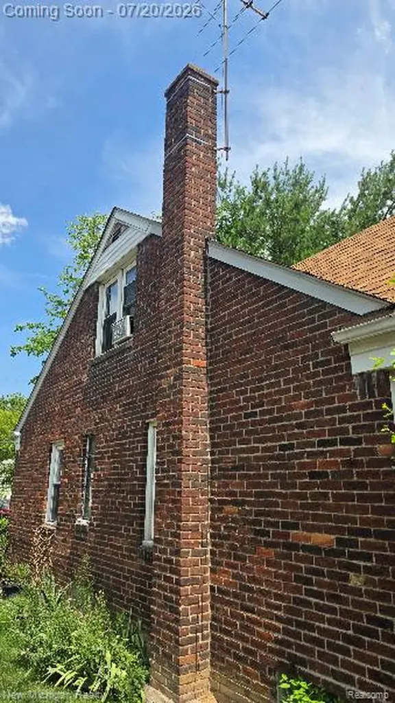 16237 Edmore Drive Detroit City MI 48205
