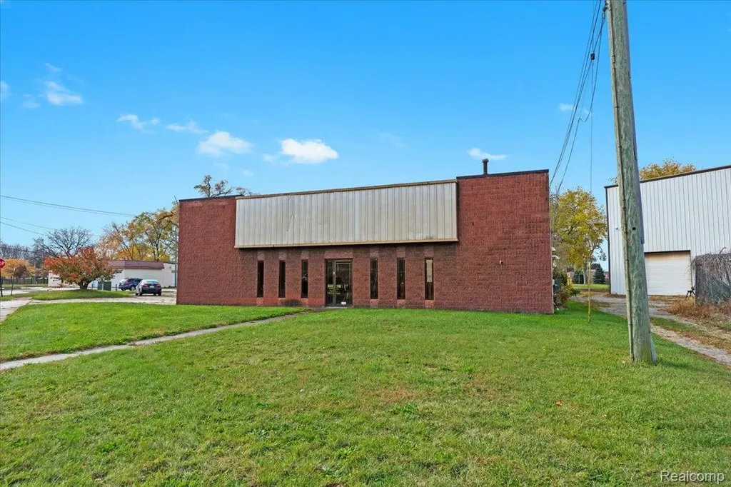 4070 5th Street Wyandotte City MI 48192