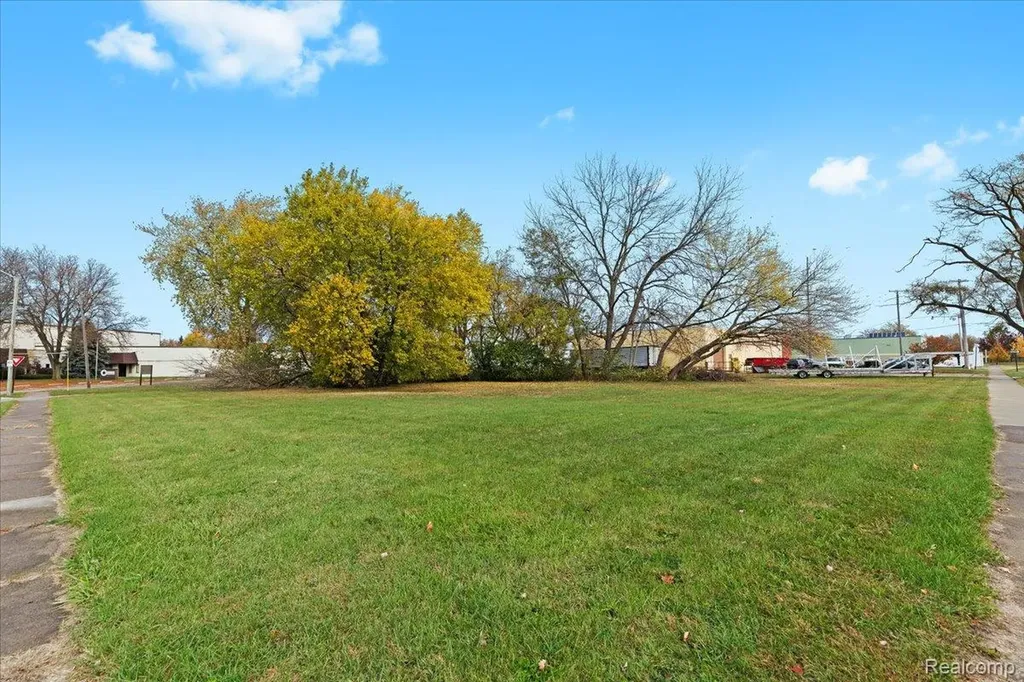 522 Central Avenue Wyandotte City MI 48192