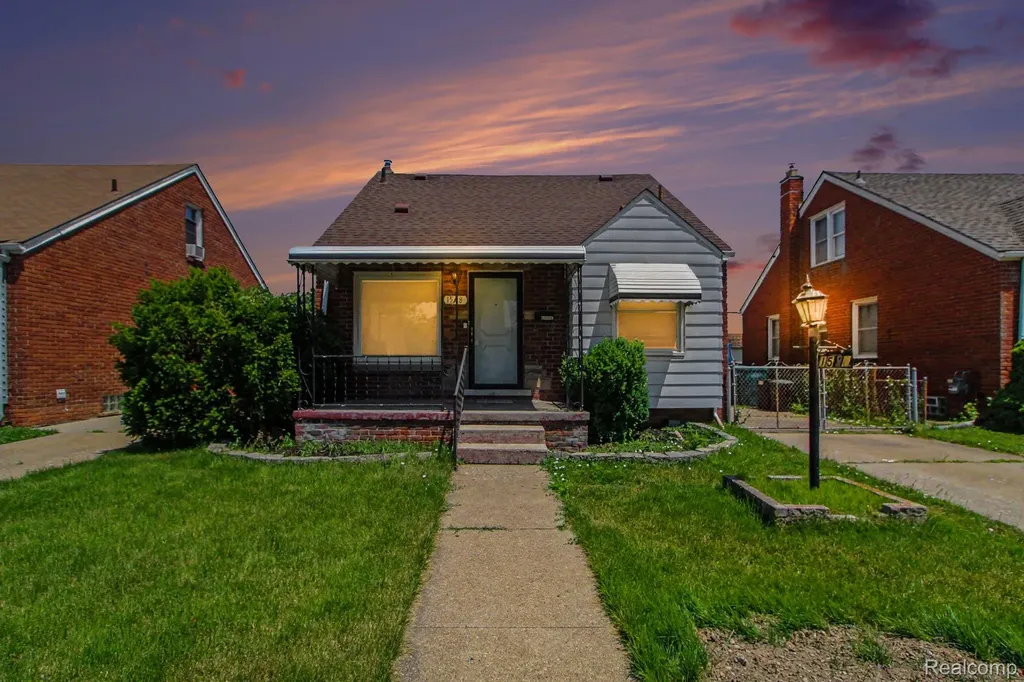 1548 Cleveland Avenue Lincoln Park City MI 48146
