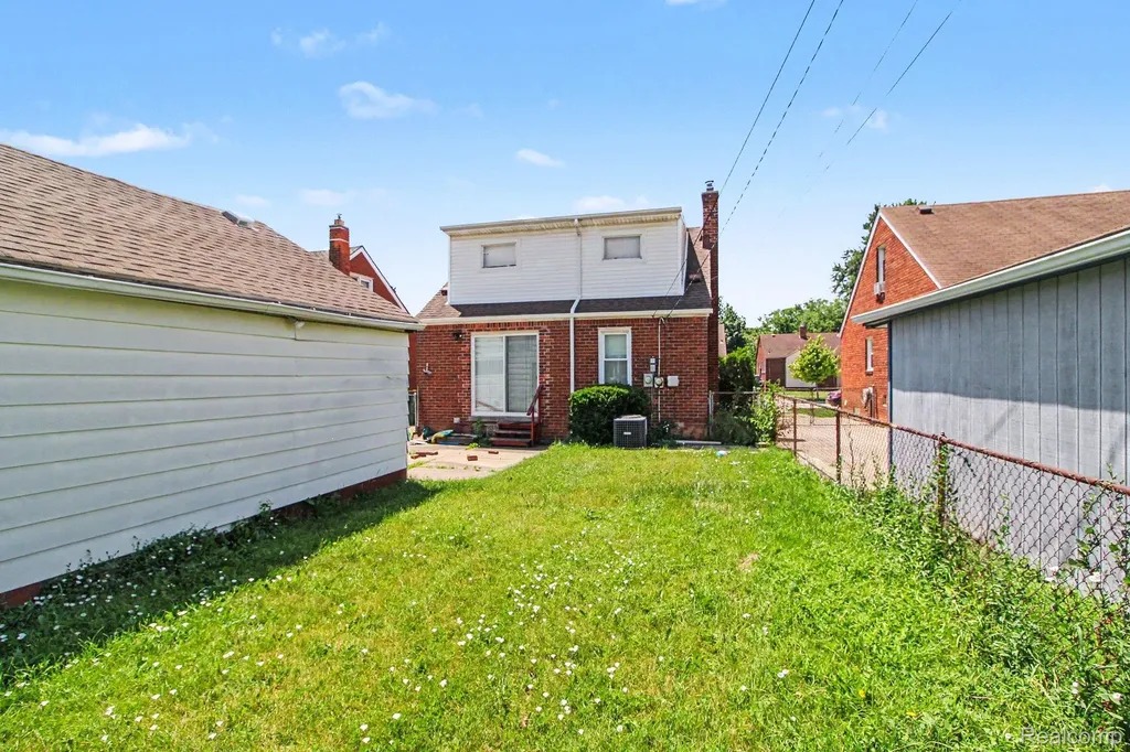 1548 Cleveland Avenue Lincoln Park City MI 48146