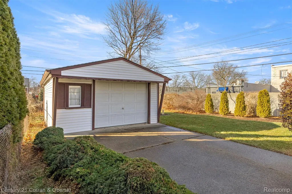 7120 Jackson Avenue Taylor City MI 48180