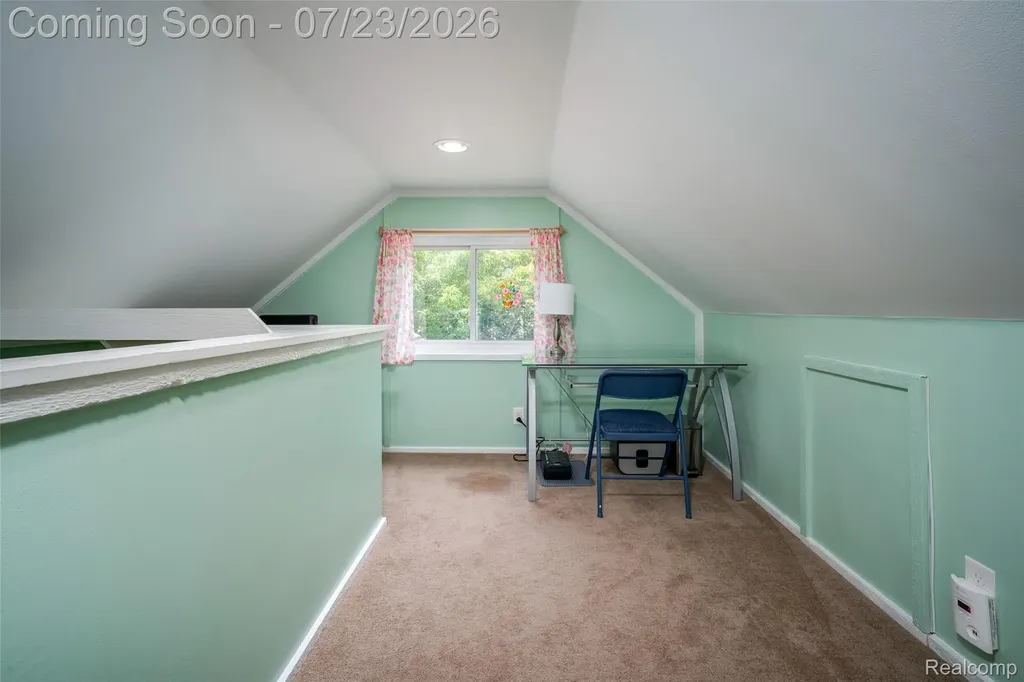 829 Francis Street Rochester Hills City MI 48307