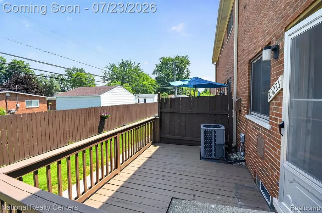 29226 Tessmer Court Madison Heights City MI 48071