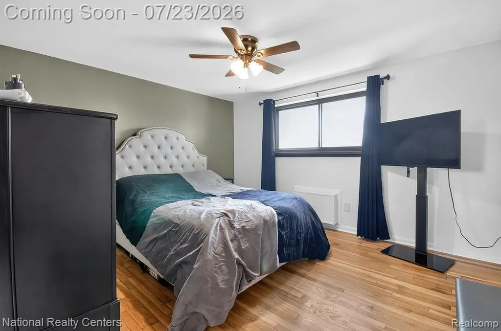 29226 Tessmer Court Madison Heights City MI 48071