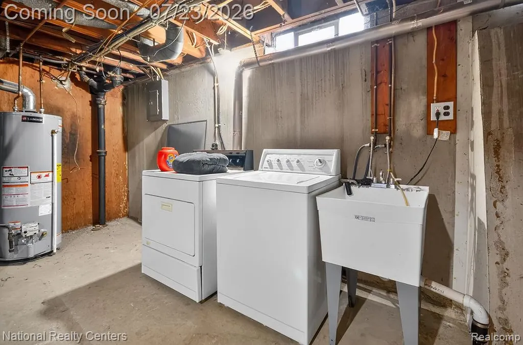 29226 Tessmer Court Madison Heights City MI 48071