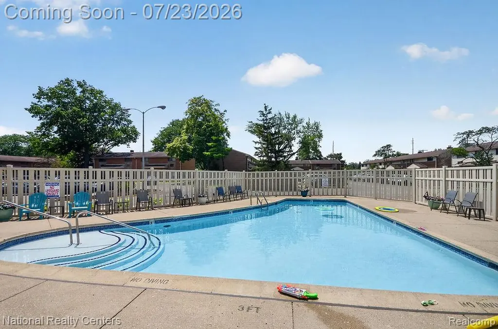 29226 Tessmer Court Madison Heights City MI 48071
