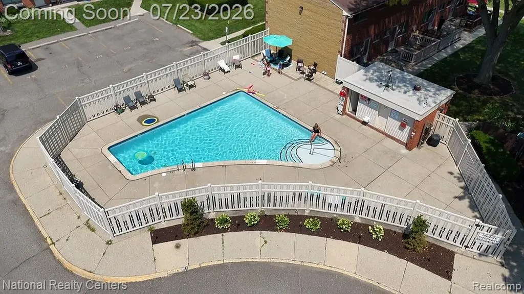 29226 Tessmer Court Madison Heights City MI 48071