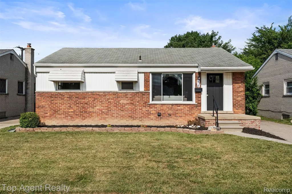 15110 Drake Street Southgate City MI 48195