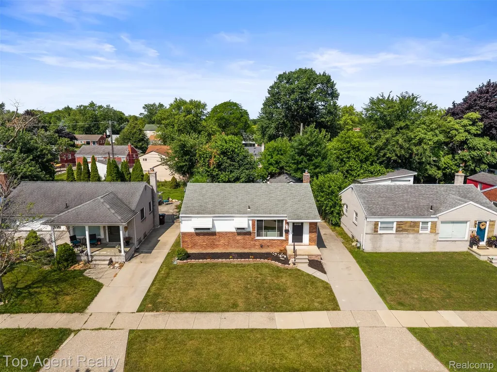 15110 Drake Street Southgate City MI 48195