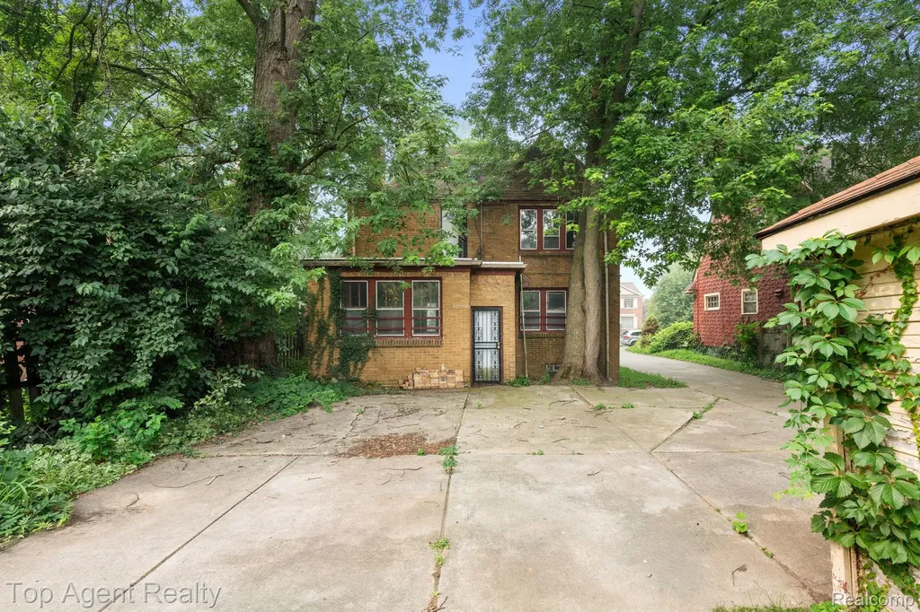 18642 Lancashire Street Detroit City MI 48223
