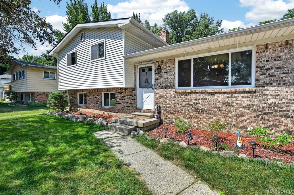 4290 Sulgrave Drive Flint Charter Township MI 48473