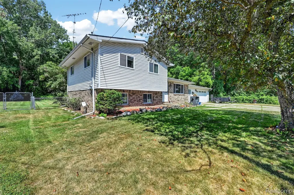 4290 Sulgrave Drive Flint Charter Township MI 48473