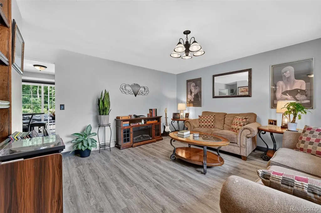 4290 Sulgrave Drive Flint Charter Township MI 48473
