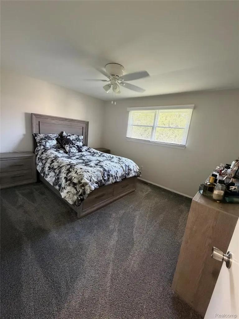 37540 Rosebush Street Sterling Heights City MI 48310