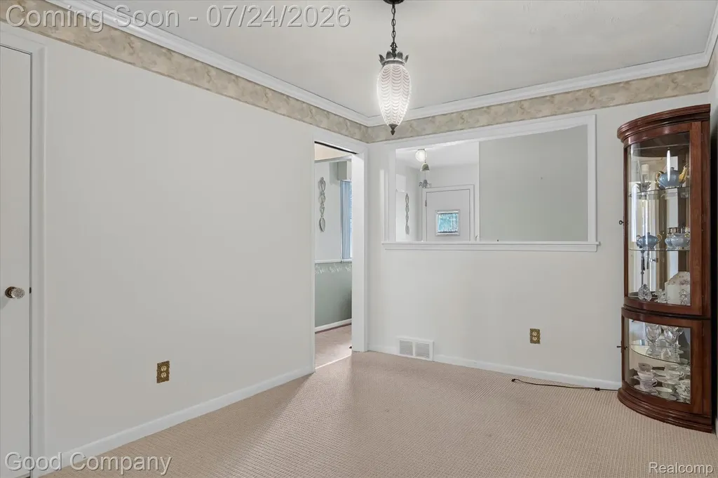 25719 San Rosa Drive St. Clair Shores City MI 48081