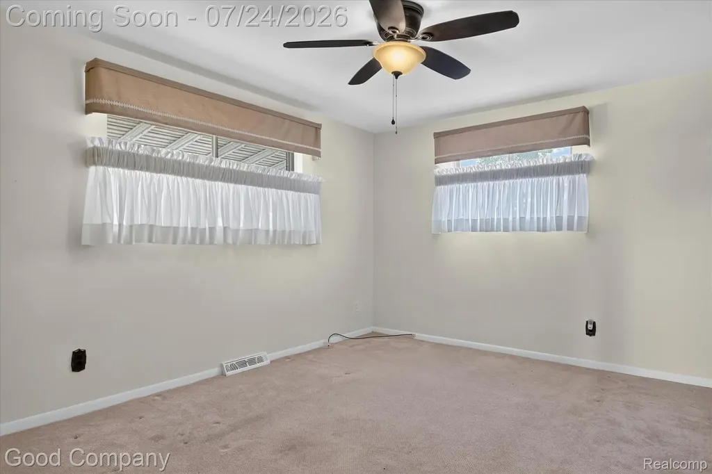 25719 San Rosa Drive St. Clair Shores City MI 48081