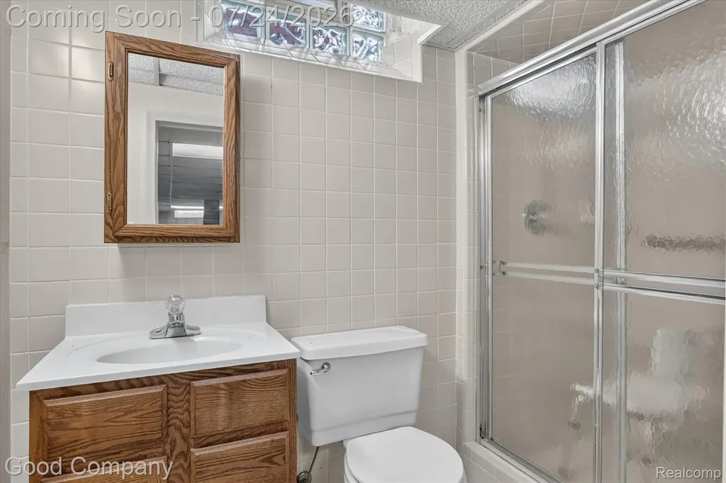 25719 San Rosa Drive St. Clair Shores City MI 48081