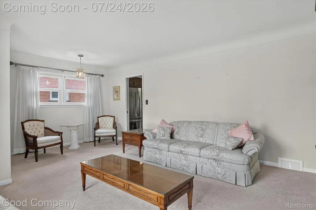 25719 San Rosa Drive St. Clair Shores City MI 48081