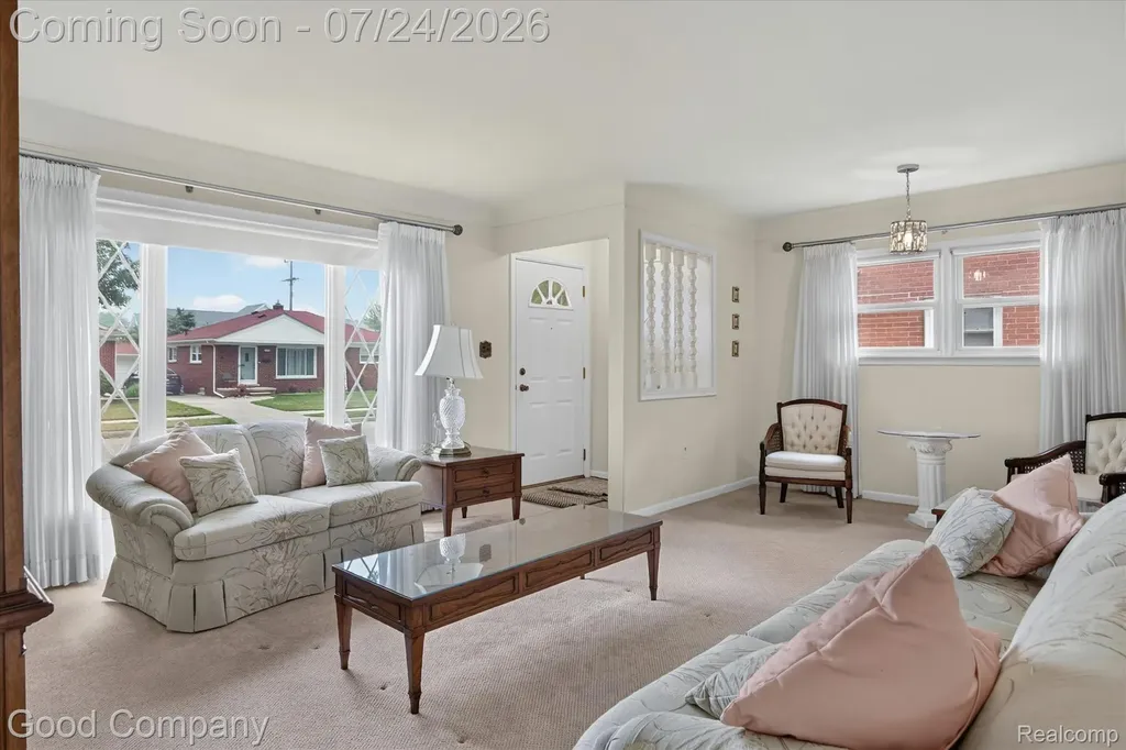 25719 San Rosa Drive St. Clair Shores City MI 48081