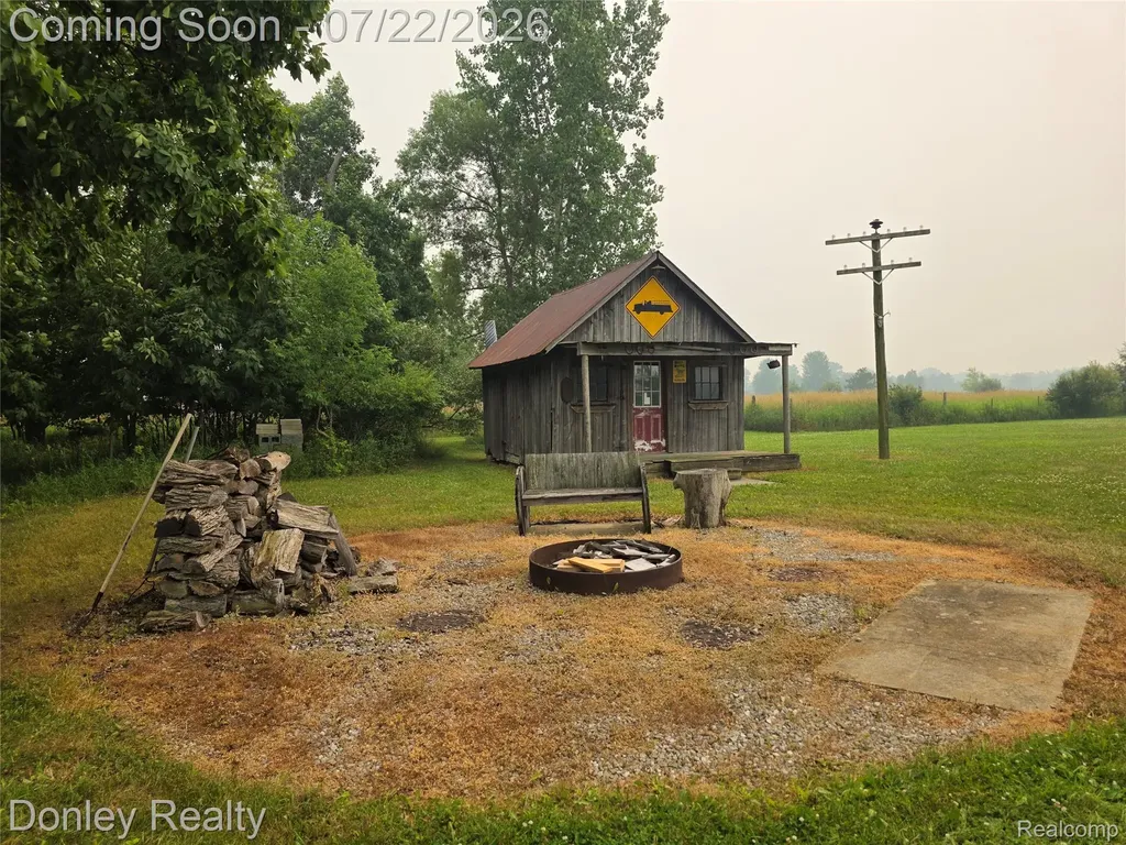 2343 Wheeling Road Goodland Township MI 48444