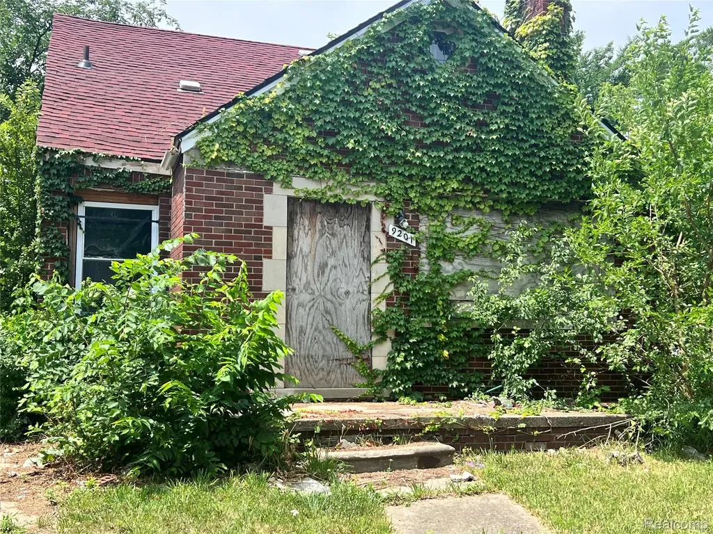 9201 Manistique Street Detroit City MI 48224