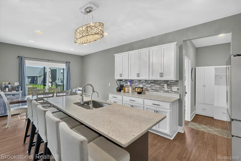 9830 Loretta Lane Green Oak Township MI 48178
