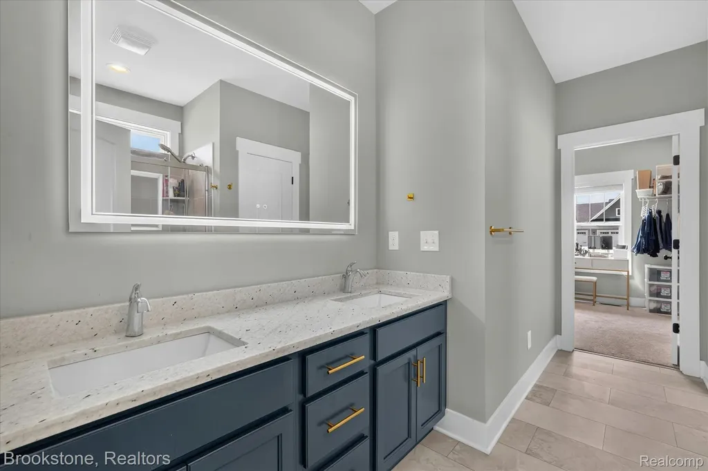 9830 Loretta Lane Green Oak Township MI 48178