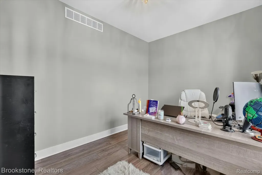 9830 Loretta Lane Green Oak Township MI 48178