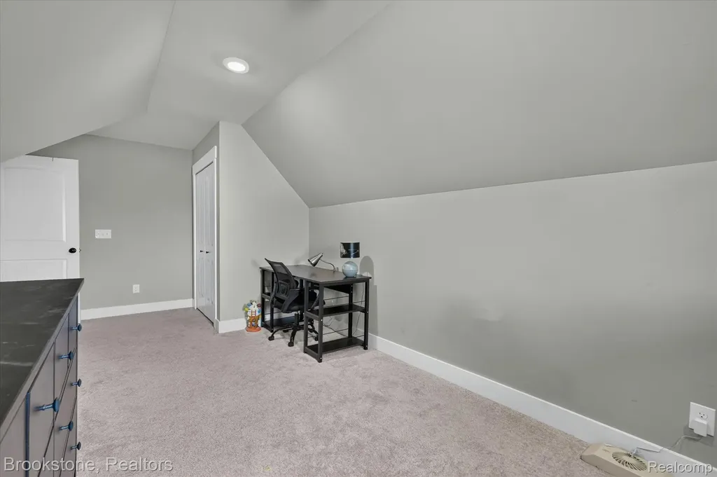 9830 Loretta Lane Green Oak Township MI 48178