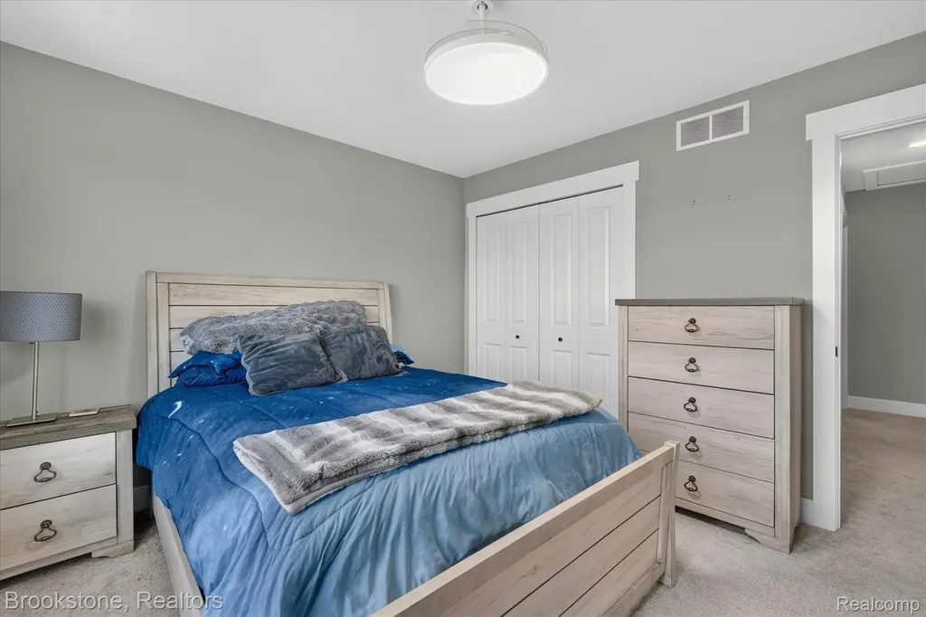 9830 Loretta Lane Green Oak Township MI 48178